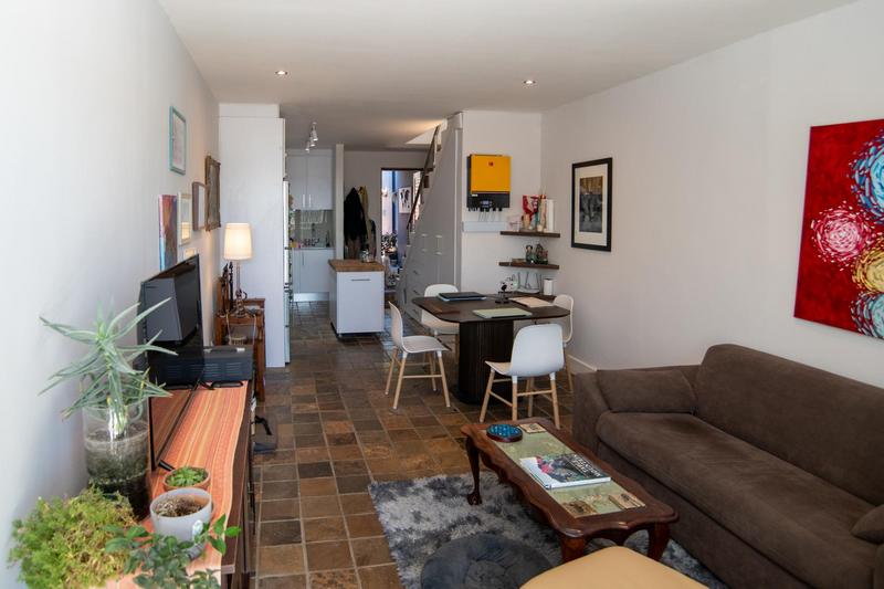2 Bedroom Property for Sale in Sea Point Western Cape